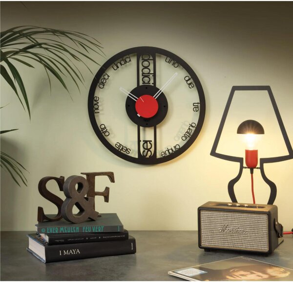 Piccola lampada da tavolo Lampada magica che evoca un carattere onirico Silhouette Dimensione 22x h 33 cm classica abat-jour e stilizzandola in una specie di contorno a filo nero