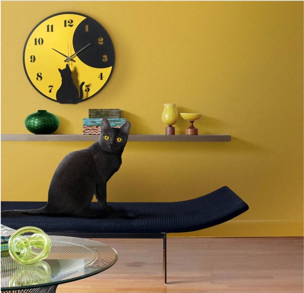 Orologio da Muro Diametro 43 cm composto da due componenti, raffigurante una gatto che osserva la luna e le lancette MOON WHISKERS colore Nero/Giallo
