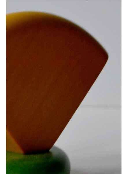 Portatovaglioli in legno di tiglio VELA 10xh9,5 cm realizzato a Bergamo Italia a mano colore verde Giallo