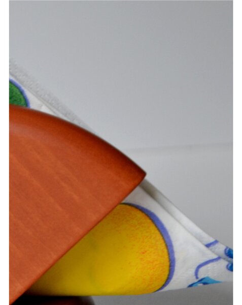 Portatovaglioli in legno di tiglio VELA 10xh9,5 cm realizzato a Bergamo Italia a mano colore mogano paprika