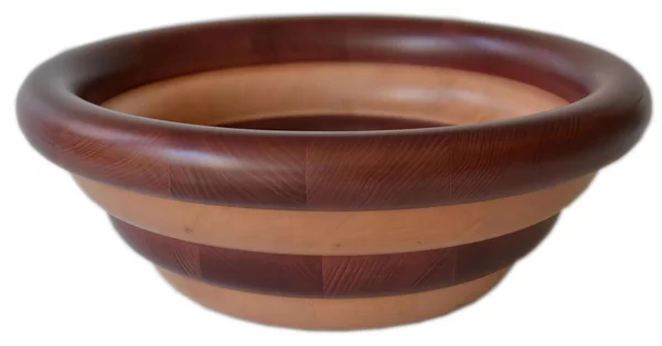 Insalatiera Fruttiera Arena Multicolor Diametro 34xh 12 cm con legno di ontano , ogni anello lavorato e tornito singolarmente a mano colore legno multicolor Mogano