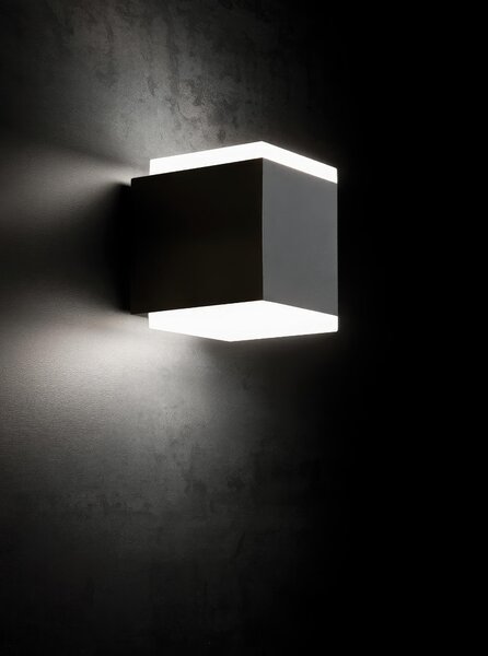 Applique in alluminio pressofuso TANGO APPLIQUE DOPPIA Dimensioni 10,7x90xh11 cm Diffusori in acrilico satinato 7W 7W LED 4000K colore GRAFITE