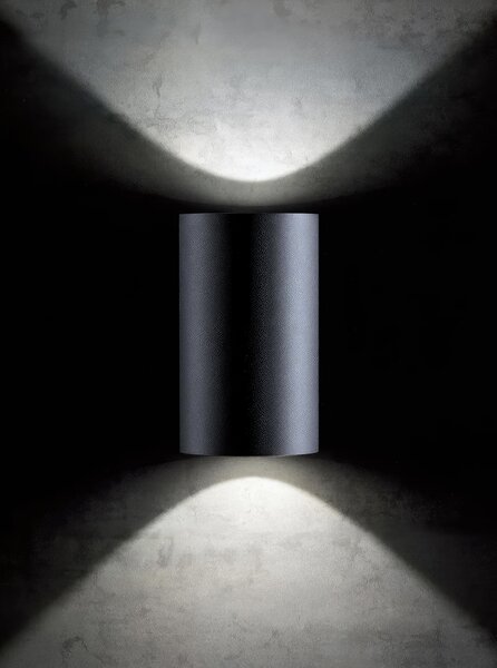 Lampada da parete in alluminio pressofuso SHOW APPLIQUE MONO 10W LED 4000K Dimensioni �11x17,5 cm Diffusori in vetro trasparente colore ALLUMINIO