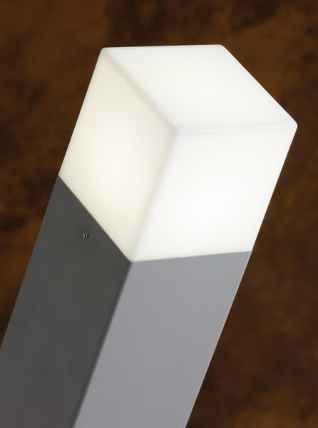 Paletto in pressofusione di alluminio KUBE PALO ALTO 7W LED 4000K Dimensioni 8x8x h 80 cm Diffusore in termoplastico opalino colore BIANCO