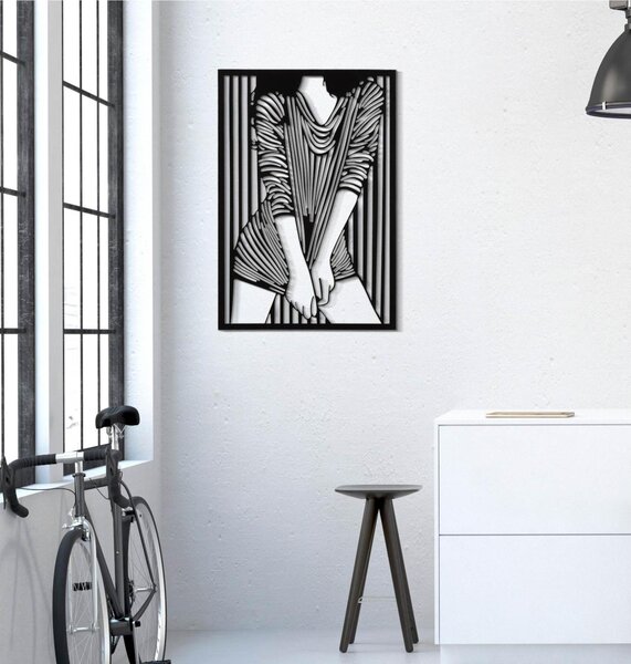 Pannello decorativo 3D da parete in metallo nero FASHIONABLE 40x1,3x h 60cm peso 1,8 kg raffigurante una ragazza vestita con un abito a righe