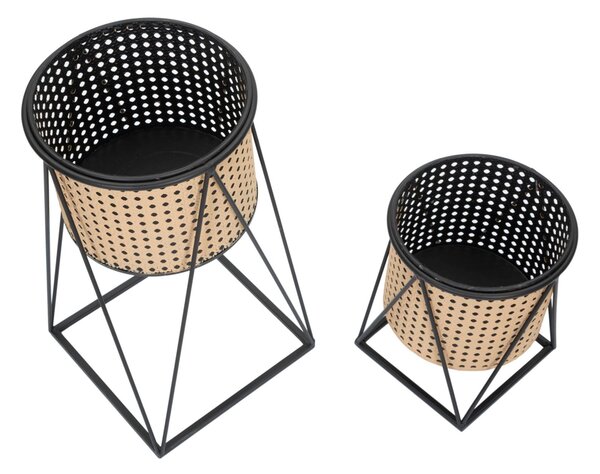 Portavasi in metallo con piedistallo e ciotole OSAKA Dimensioni � 21x h 40-19x h22 cm portavasi e piedistallo in metallo nero