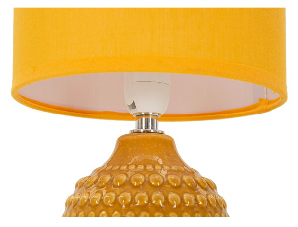 Lampada da comodino con base OCRA e decorazioni in rilievo POINTS MUSTARD Dimensioni � 15x h 30 cm Lampada E-27 Attacco con filo FILO paralume colore Ocra