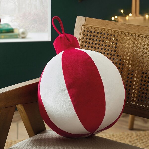 Cuscino decorativo in plush a tema natalizio 25x30 cm Christmas Bauble – Catherine Lansfield