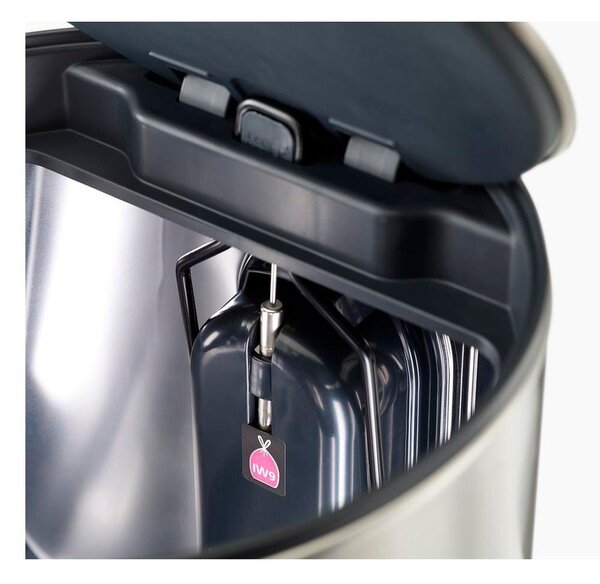Cestino per la spazzatura color argento lucido in acciaio inox con pedale 10 l Arc – Joseph Joseph