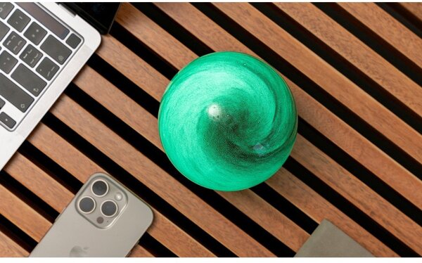 Decorazione luminosa marrone scuro con ricarica USB ø 12 cm Sand Storm – Gingko