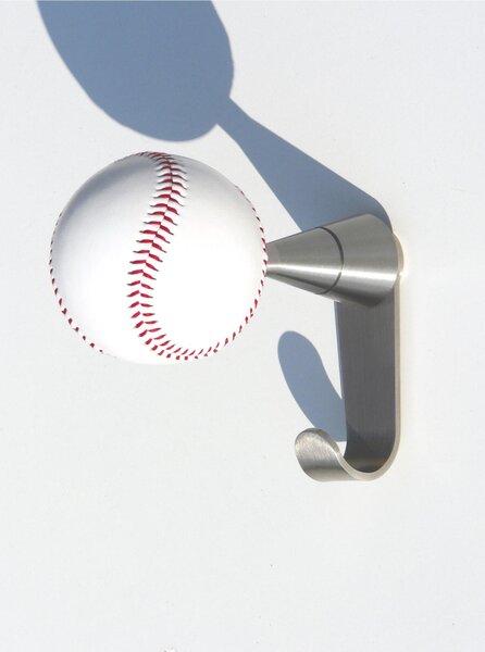 Appendiabiti da parete in acciaio inossidabile BASEBALL + dimensioni 7,5x11,5x h 13,5 Cm Pomello con Pallina da Baseball Finitura Inox Lucido