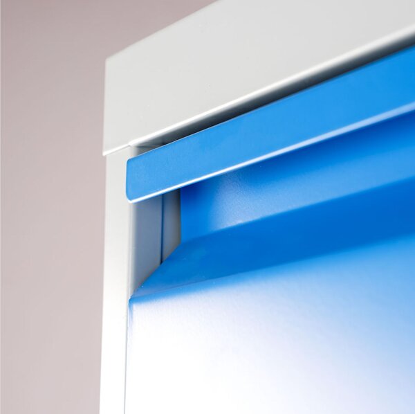 Cassettiera porta documenti con 3 cassetti e serratura Dimensioni 460x620x h 1023 mm Struttura in metallo verniciato - Piedini antiscivolo - finitura Blu