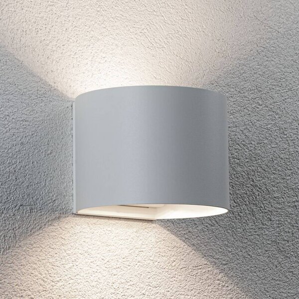 Paulmann Applique da esterni LED ricaricabile Nyora, bianca, 14 cm, con sensore, IP44 Nyora, Bianco / Opale, Bagno, Alluminio, Moderno, Applique da esterni
