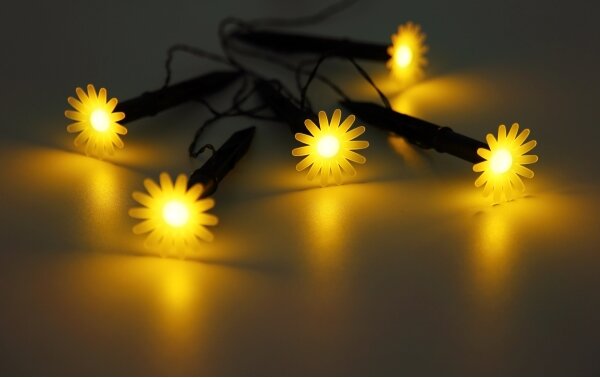 Globo 36354-5 - Catena solare a LED, 5xLED/0,06W/3V, IP44, design a fiori