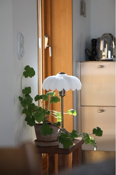 Markslöjd 109179 - Lampada da tavolo KURAGE 1xE27/60W/230V ottone/bianco