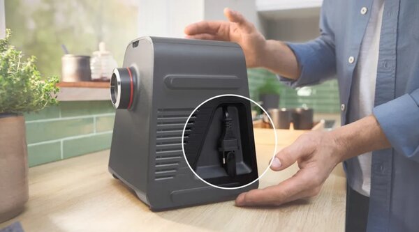 Bosch Tritacarne Elettrico Potenza 500 Watt Capacit 2,5 kg/min con 2 Velocit colore Nero - MFWS440B Serie 4