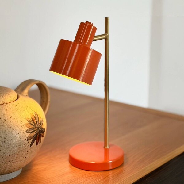 Dyberg Larsen Lampada da tavolo Ocean Mini, dimmerabile, Giallo / Arancione, Soggiorno / Sala da pranzo, Metallo, Scandinavo, Lampada da tavolo