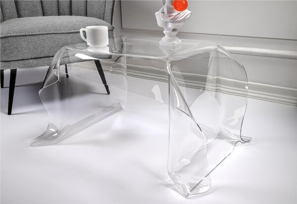 Tavolino, Basso da Th� Drappeggi d�autore Dimensioni 60x75x h 40 cm, Corpo Trasparente plexiglass 3 mm portata massima 8 kg