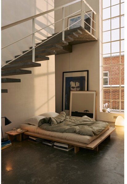 Comodino di colore naturale in pino massiccio Japan – Karup Design