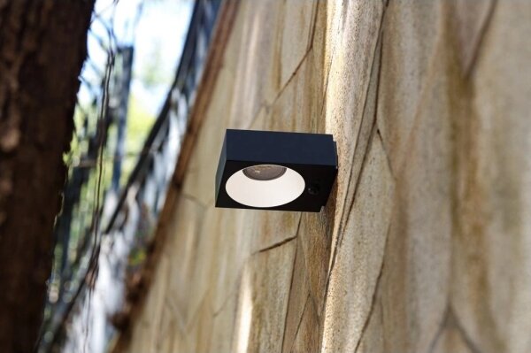 Viking - Lampada da parete solare LED dimmerabile con sensore LED/2W/3,7V IP65 4000K