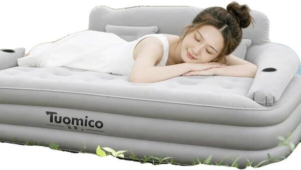 Materassi gonfiabili, realizzati con materiali resistenti e duraturi, di dimensioni standard Queen (80" x 60"), con una capacità di supporto fino a 400 libbre, ideali per interni ed esterni, e gonfiabili in meno di 5 minuti