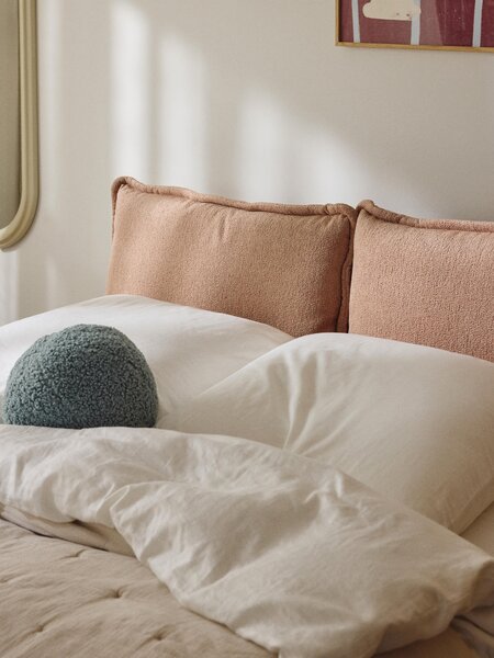 Letto imbottito in teddy-bouclé Amelia