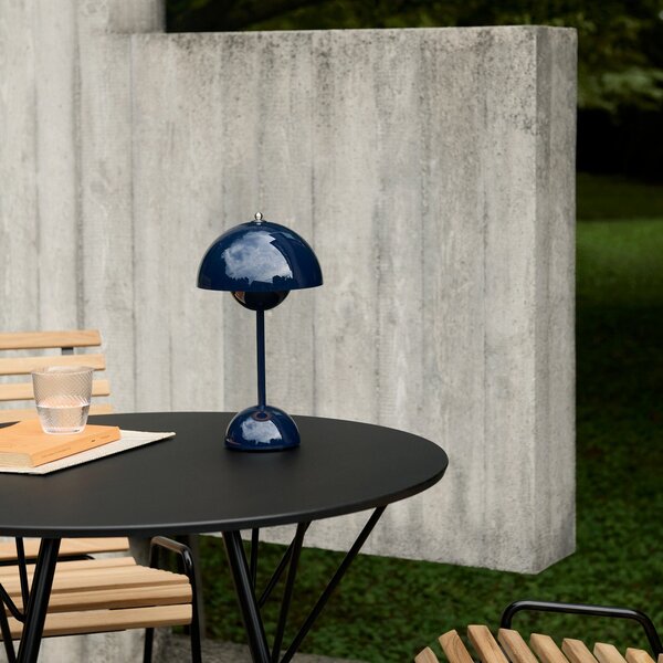 Lampade da tavolo &Tradition, Flowerpot VP9, dimmerabile, Blu, Soggiorno, Plastica, Design