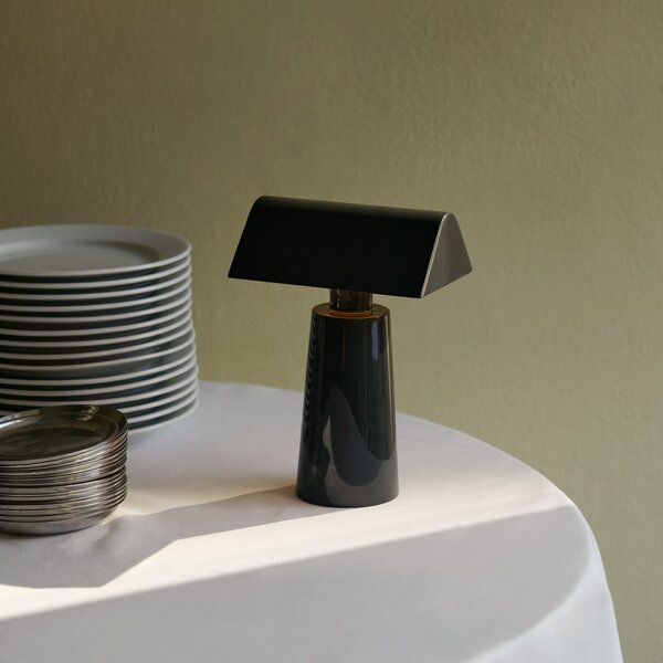 Lampade da tavolo &Tradition, Caret MF1, dimmerabile, Grigio, Soggiorno, Metallo, Design