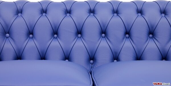 Divano Chesterfield 2 posti in pelle blu zaffiro opaco
