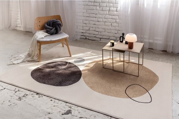 Tappeto beige/color crema 140x200 cm Peblinne – Universal