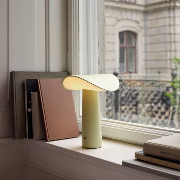 GEJST Lampada da tavolo di design Lium, dimmerabile, Giallo / Arancione, Soggiorno / Sala da pranzo, Metallo, Moderno, Lampada da tavolo
