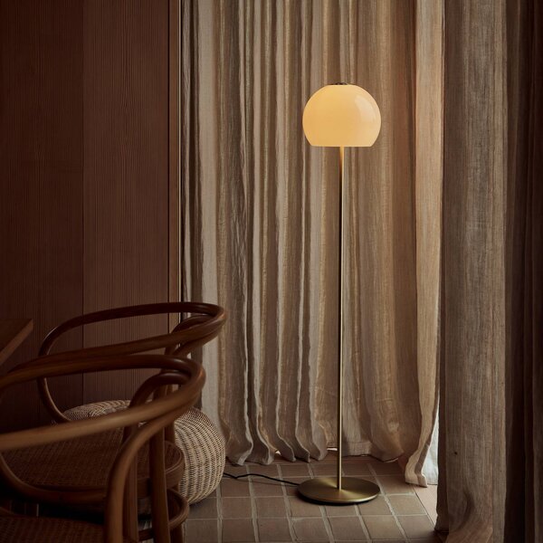 FRANDSEN Lampada da terra Ball Glass, Crema / Ambra, Soggiorno / Sala da pranzo, Vetro, Design, Lampada da terra