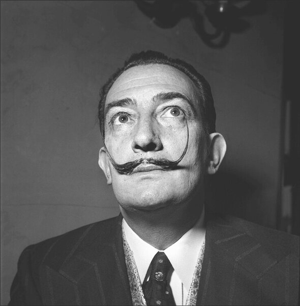 Fotografia Salvador Dali In Paris France In 1953, REPORTERS ASSOCIES