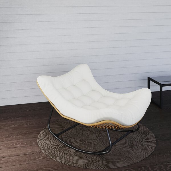 Outsunny Poltrona a Dondolo da Giardino con Cuscino Imbottito, Sedia a forma d'uovo in resina intrecciata, 98x111x74 cm, Crema | Aosom Italy