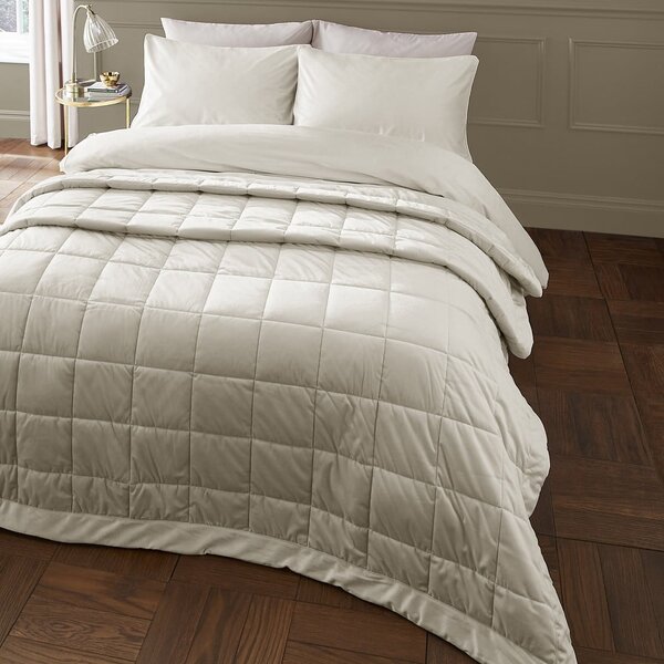 Copriletto trapuntato in velluto crema 220x220 cm Kingsley - Catherine Lansfield