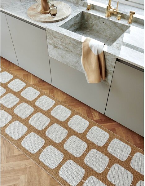 Tappeto da interno/esterno giallo ocra/color crema 70x100 cm Sten Ochre – Pappelina