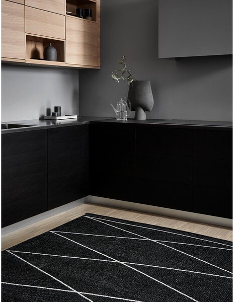 Passatoia da interno/esterno nera 70x320 cm Max Black – Pappelina