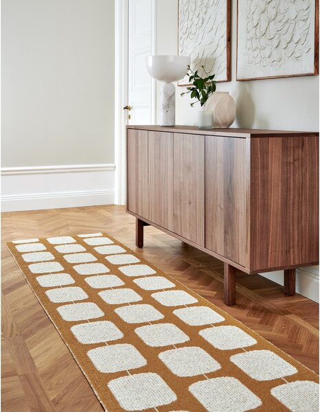 Tappeto da interno/esterno giallo ocra/color crema 70x100 cm Sten Ochre – Pappelina