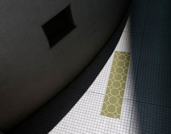 Passatoia da interno/esterno verde scuro 70x200 cm Boo Dark Olive – Pappelina