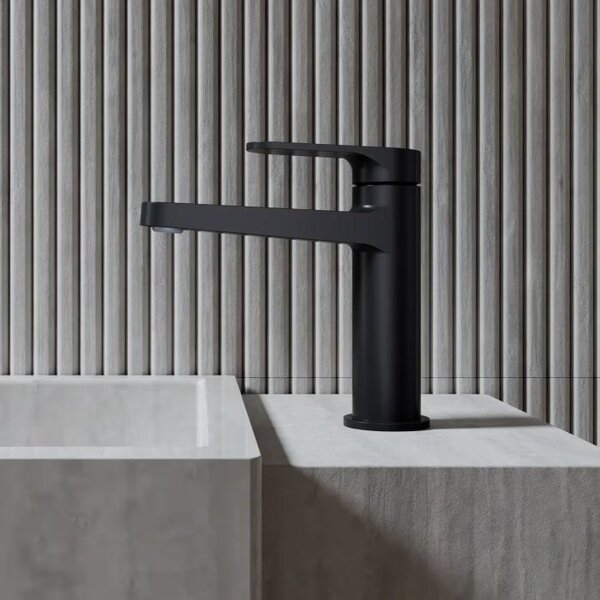 Rubinetto monocomando per lavabo della serie Steinberg 343, senza tappo di scarico, altezza 16,2 cm