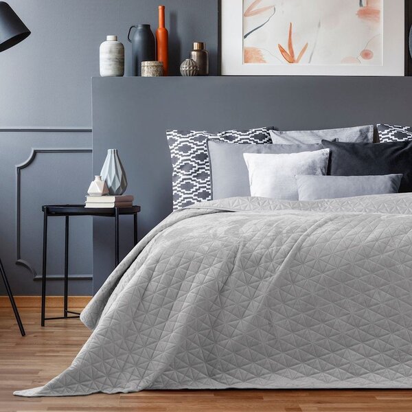 Copriletto grigio chiaro Argento, 260 x 240 cm Laila - AmeliaHome