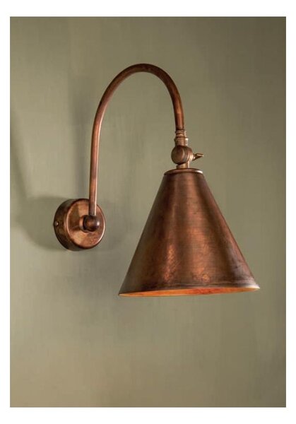 LAMPADA DA PARETE IN OTTONE ANTICATO CON SNODO IN STILE RUSTICO MADE IN ITALY DELLA IMAS