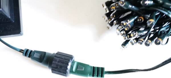 Catena luminosa ad energia solare 200 Led Multicolor