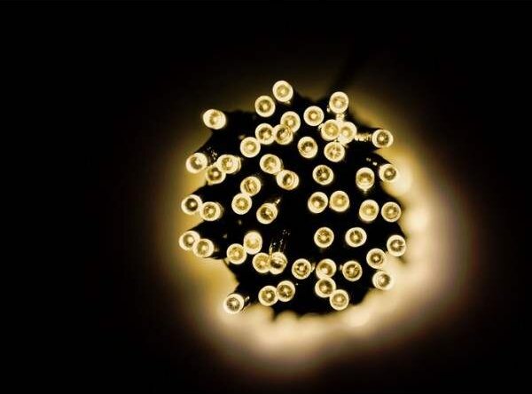 Catene luminose ad Energia Solare 200 Led Bianco Caldo