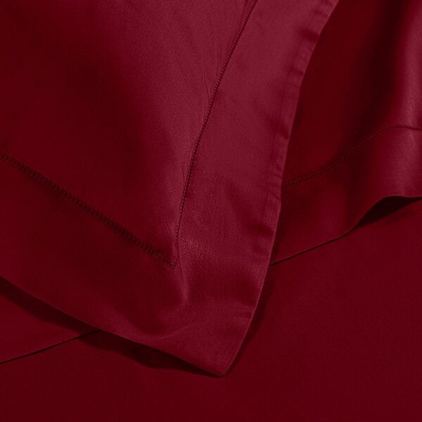 Coppia Federe In Raso Di Cotone Raso Standard Dreaming Tinta Unita Bordeaux Caleffi