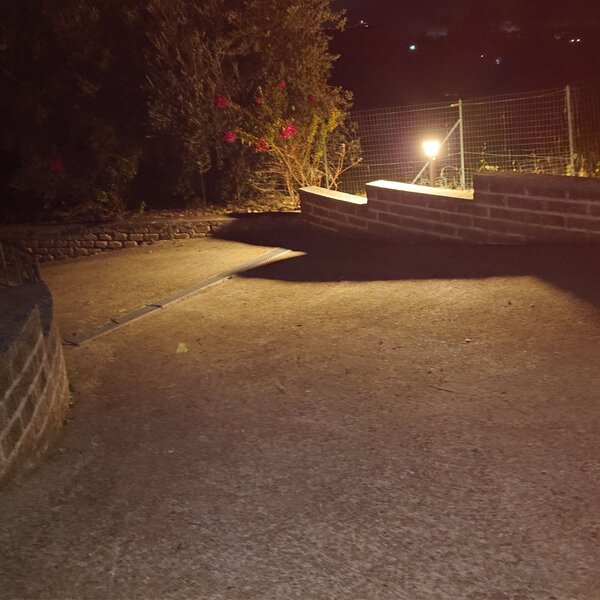 Lampioncino Solare per giardino 600 Lumen "LMS-082"