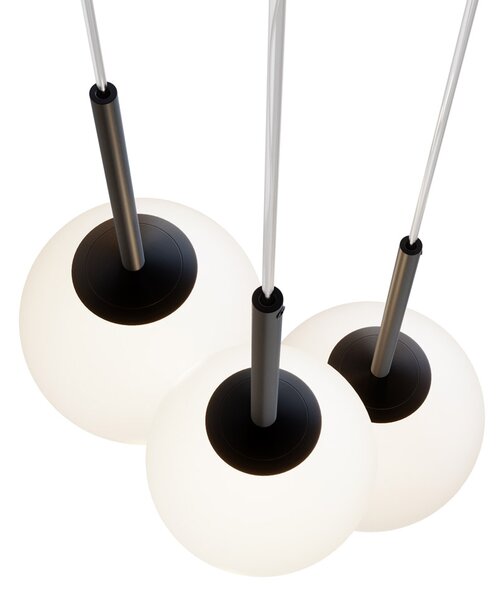 Lampadario Minimal Basic Form In Metallo Nero 3 Luci E Diffusori Bianchi