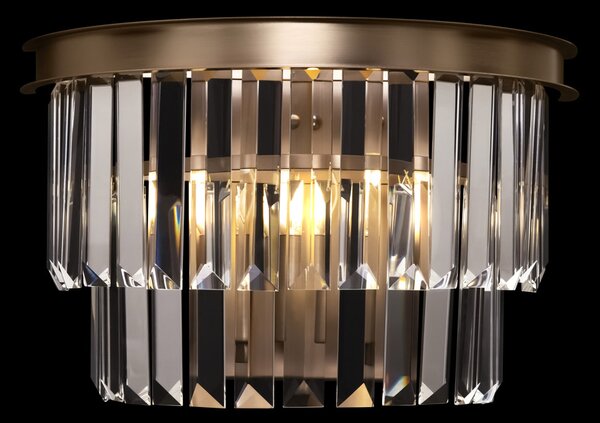 Applique Contemporanea Revero Metallo Ottone 1 Luce Diffusore Vetro