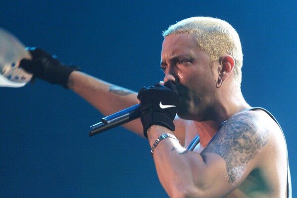 Fotografia Eminem live in Hamburg 2001, Gareth Davies