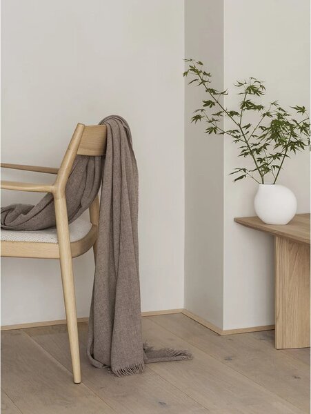 Vaso in grigio chiaro in porcellana (altezza totale 14 cm) Nona – Blomus